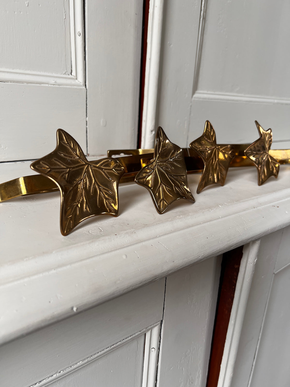 gardinomtag i form av en blad